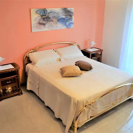La Terrazza Sul Parco B&B 술모나