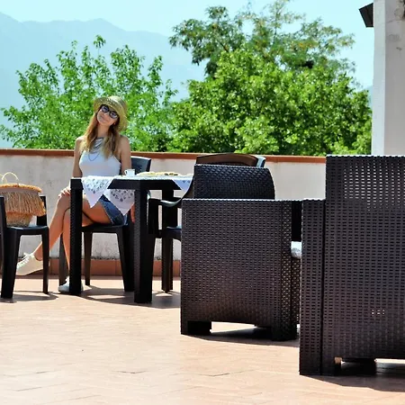 La Terrazza Sul Parco B&B 술모나