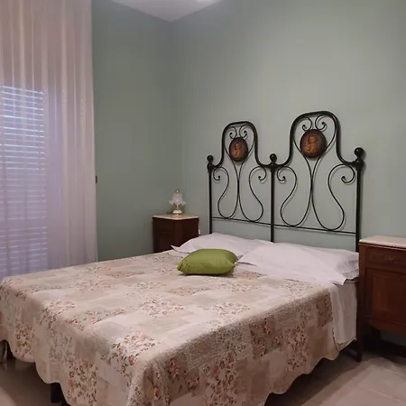 La Terrazza Sul Parco Bed & Breakfast Sulmona